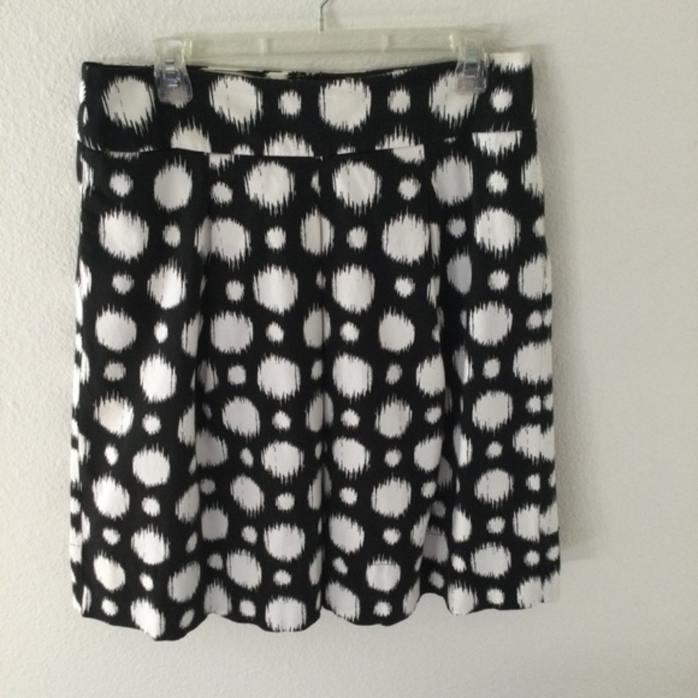 East 5th Black & White Skirt Size 12